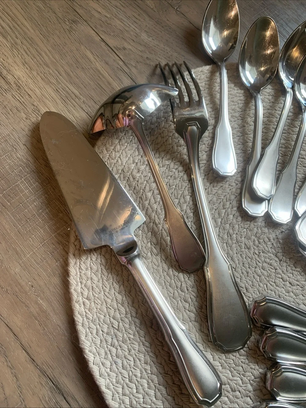 Guy Degrenne Set of 21 Pieces France Flatware